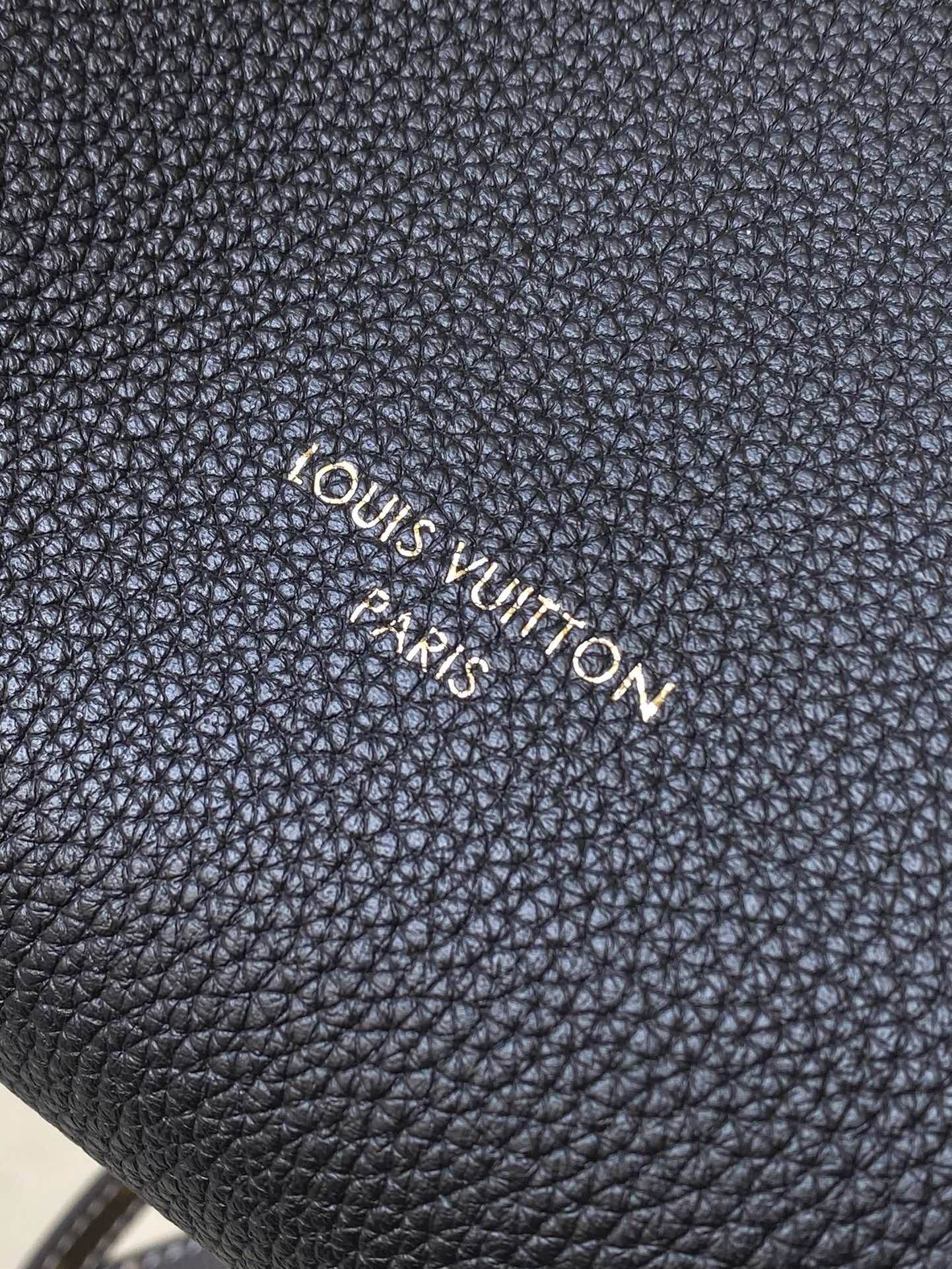 LV高仿M13667黑色2025秋冬系列小號手袋 Keepall靈感旅行包