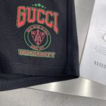 Gucci精品仿製黑色25S五分毛線圈休閒短褲 經典紅綠搭色 舒適透氣