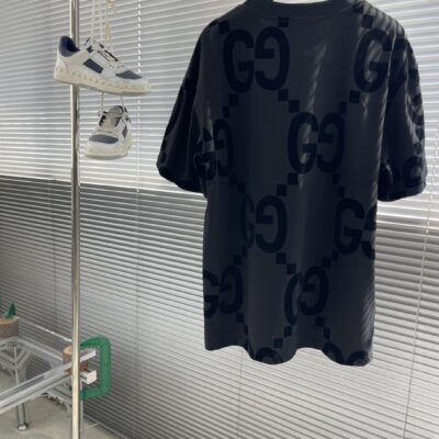 GUCCI 一比一2025新款圓領短袖T恤 休閒百搭 義式簡約風格