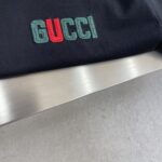 GUCCI 頂級原單25SS春夏新款黑色圓領短袖 高端訂制 品牌logo精工