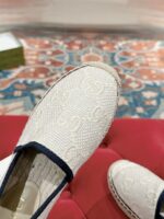 GUCCI一比一GG草編渔夫拖鞋 女款全皮早春帆布平底