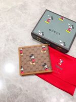 Gucci x Disney 602547 米奇聯名短夾 原工廠豬紋牛皮 滾邊設計