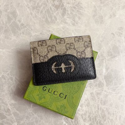 Gucci高仿男士小卡包GG Supreme帆布互扣雙G標識時尚配飾701425