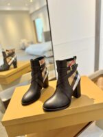 Burberryy博柏利精品仿製格紋靴英倫高跟優雅經典
