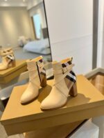 Burberryy博柏利一比一仿版格紋靴經典高跟優雅款