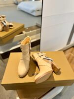 Burberryy博柏利一比一仿版格紋靴經典高跟優雅款