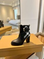 Burberryy博柏利一比一仿版格紋靴黑色經典款