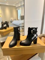 Burberryy博柏利一比一仿版格紋靴黑色經典款
