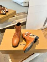 Burberry博柏利一比一格紋靴經典英倫復古知性款