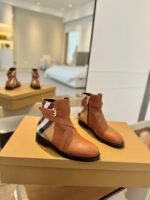 Burberry博柏利一比一格紋靴經典英倫復古知性款