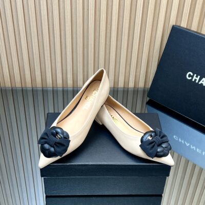 Chanel香奈兒高仿25SS山茶花單鞋 瑪麗珍方頭 平底舒適百搭