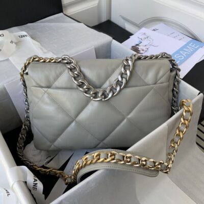 Chanel高仿秋冬19Bag銀鏈枕頭包時尚經典百搭
