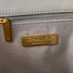 Chanel高仿秋冬19Bag銀鏈枕頭包時尚經典百搭