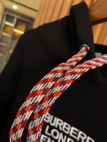 Burberry原單黑色倫敦微標刺繡棉質連帽衛衣 男女同款