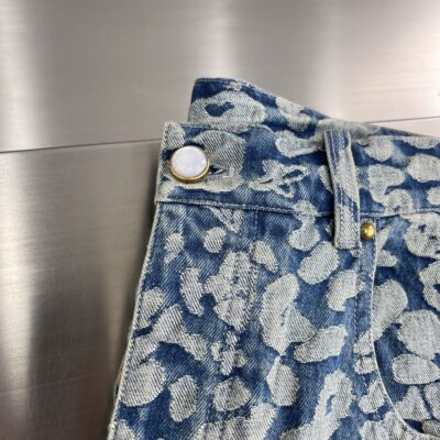 路易威登高仿25SS水洗工裝牛仔褲 Pharrell Williams x Nigo 摩登街頭
