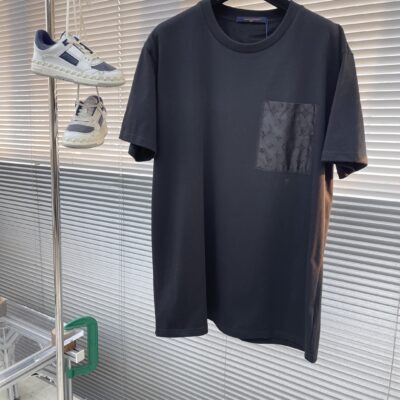 LV 高仿 25SS MONOGRAM 錦綸嵌飾 T恤 男女同款