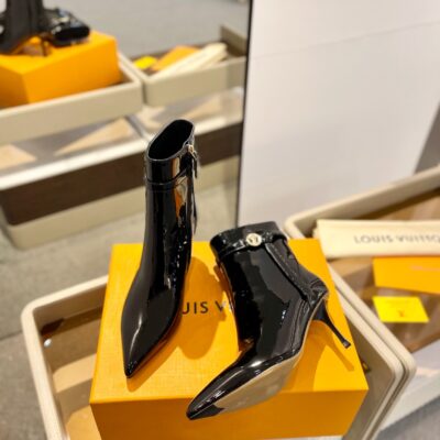 LV 黑色復刻秋冬專櫃走秀短靴 女士高貴楦型