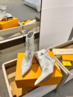 LV高仿秋冬走秀短靴 女士高貴典雅楦型新品