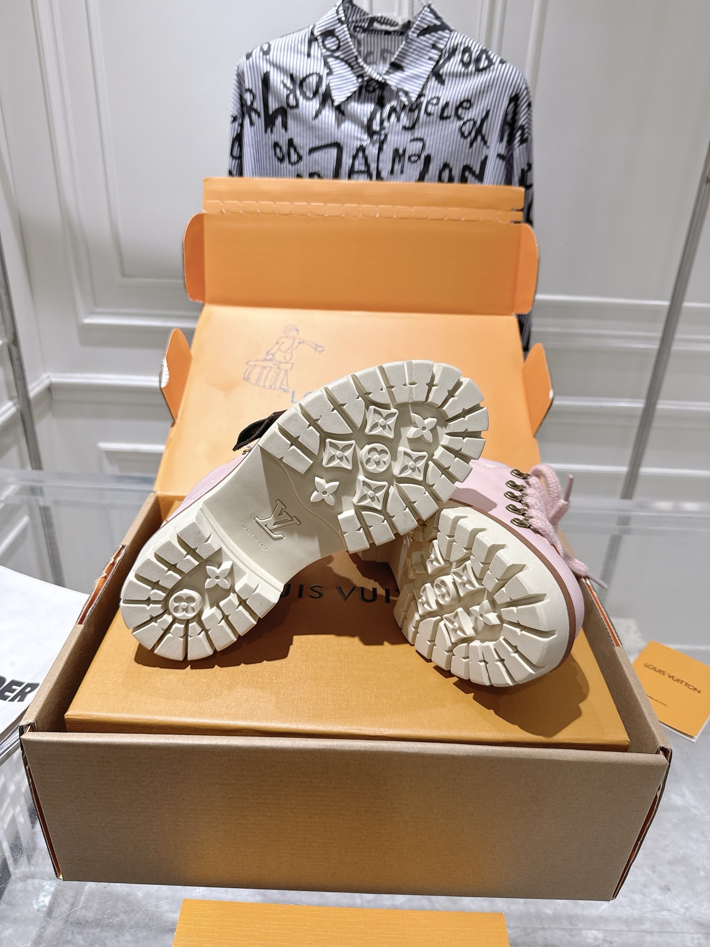 LV精品仿製REMIX登山德比鞋 25SS秋冬新款 前衛男女高仿鞋