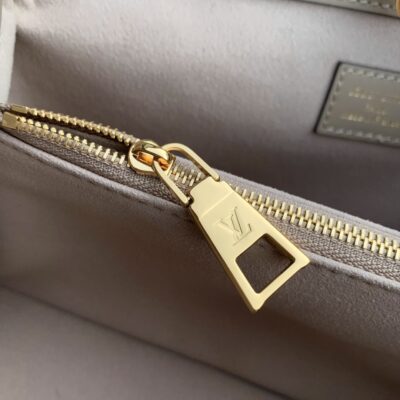 LV精品仿製City Avenue PM手袋M15231杏色優雅都市托特包