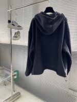 Miu Miu 高仿抓絨連帽拉鍊衛衣 25SS新款 男女同款 休閒百搭 義式潮流