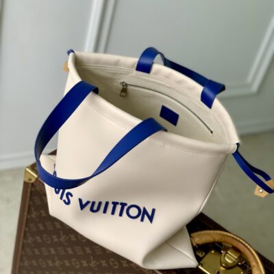 LV高仿Dust Bag Tote手袋細膩正絨面革抽繩開合長肩帶優雅百搭
