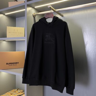 BURBERRY高仿後背鏤空格紋馬術騎士棉質連帽衛衣卡其經典休閒