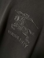 BURBERRY高仿後背鏤空格紋馬術騎士棉質連帽衛衣卡其經典休閒
