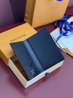 路易威登精品仿製護照套 M64502 黃花款