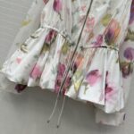Loewe 復刻版 麗春花印花防曬連帽輕薄外套 夢幻花卉設計 減齡百搭潮流