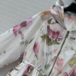 Loewe 復刻版 麗春花印花防曬連帽輕薄外套 夢幻花卉設計 減齡百搭潮流