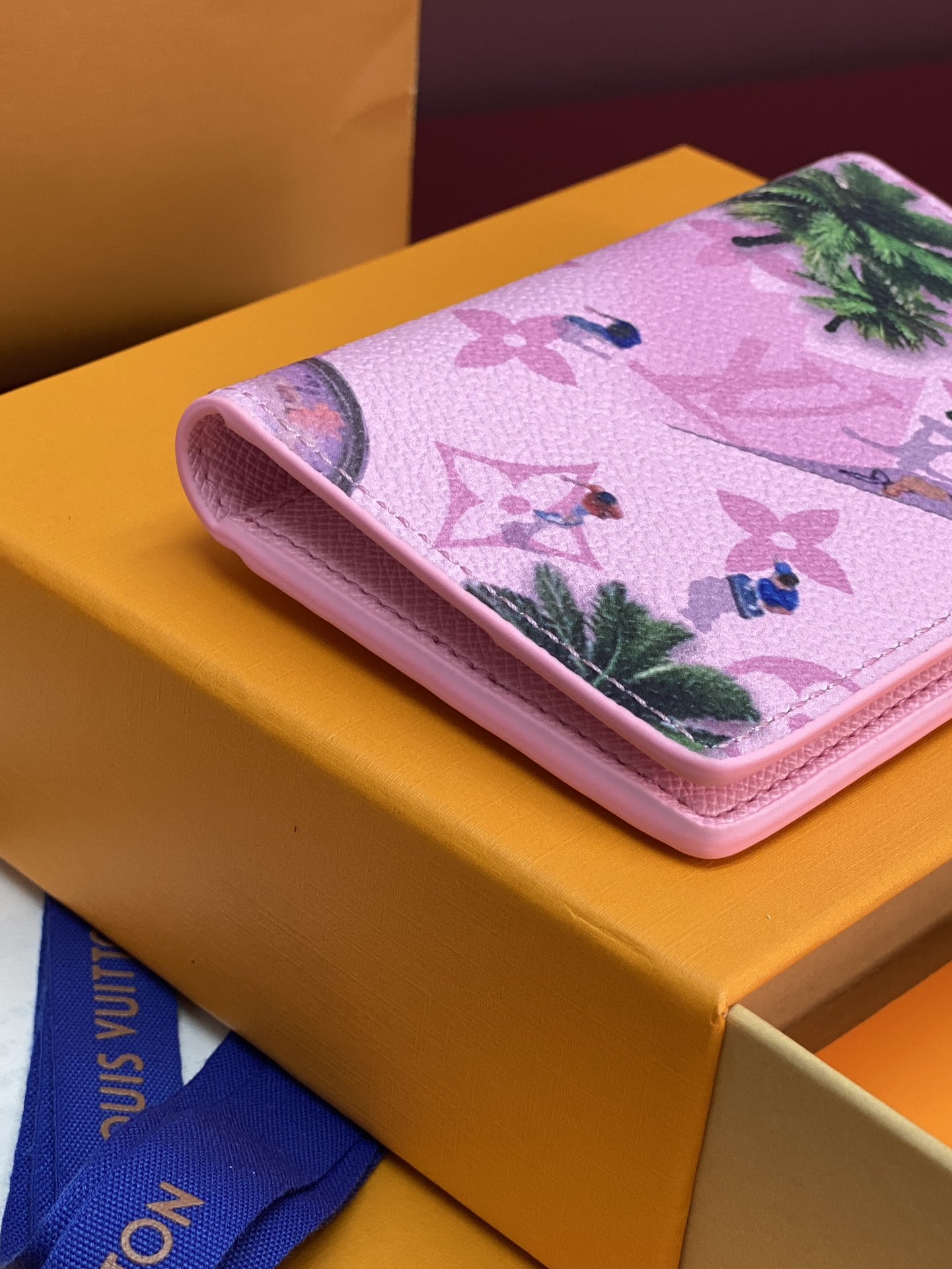 LV M14882 卡包 滑雪粉 Colored Monogram 高仿原單 短夾 卡片夾