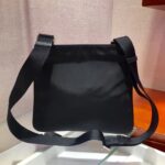 Prada 精品仿製 2VH053 新款相機包 降落傘面料三角標徽