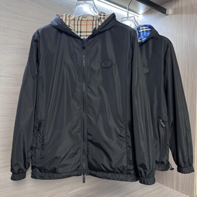 BURBERRY一比一雙面連帽輕盈外套格紋尼龍拼色休閒版型