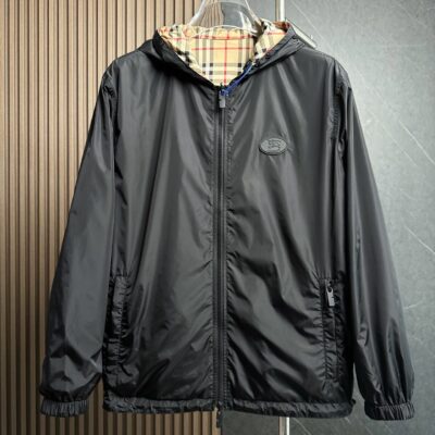 BURBERRY一比一雙面連帽輕盈外套格紋尼龍拼色休閒版型