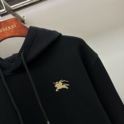BURBERRY一比一馬術騎士刺繡棉質運動連帽衛衣男女同款