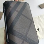 Burberry原單男士雙拉手包煙熏格PVC牛皮質感英倫經典