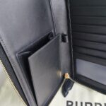 Burberry原單男士雙拉手包煙熏格PVC牛皮質感英倫經典