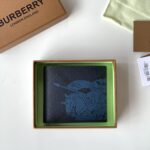 Burberry高仿London格紋馬術騎士短款錢夾粒面小牛皮新品