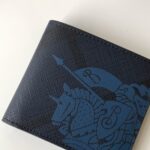 Burberry高仿London格紋馬術騎士短款錢夾粒面小牛皮新品