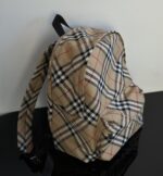 Burberry高仿黃格紋托特包風衣色系經典實用2025新品