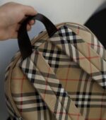 Burberry高仿黃格紋托特包風衣色系經典實用2025新品
