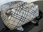 Burberry高仿男士雙肩包格紋經典大容量新品