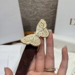 Dior 迪奧 高仿 Metamorphose 蝴蝶扣女士腰帶20mm麂皮拼牛皮雙面設計