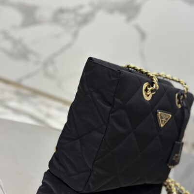 Prada 精品仿製鏈條包 菱格尼龍質感 高雅時尚新品 義大利奢華風格1BG468