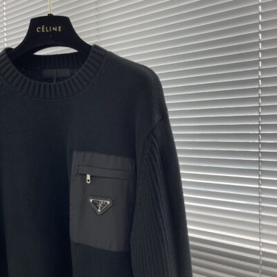 Prada 普拉達 拼梭織口袋圓領毛衣 精品一比一復刻版 羊毛混紡針織上衣