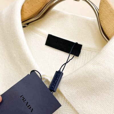 Prada 普拉達 白色秋冬新款 羊毛天絲提花Logo毛衣 精品一比一復刻版