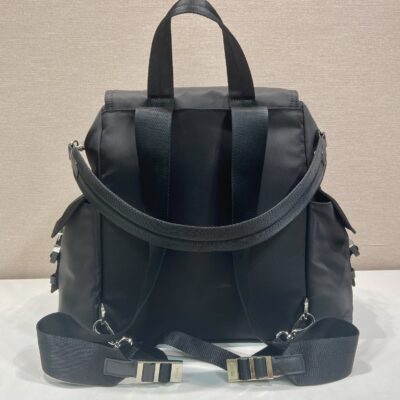 Prada 一比一後背包 經典尼龍款 百搭實用新作 義大利時尚風格