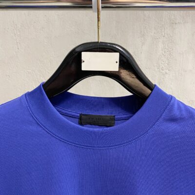 普拉达高仿圆领长袖T恤蓝色网红款舒适时尚新品2025
