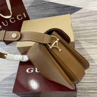 Gucci高仿1955馬銜扣肩背包焦糖棕皮革設計優雅大容量815178